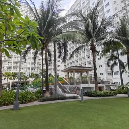 La Vie Riche Holiday Homes - Cozy 1Br Apartment Near Moa