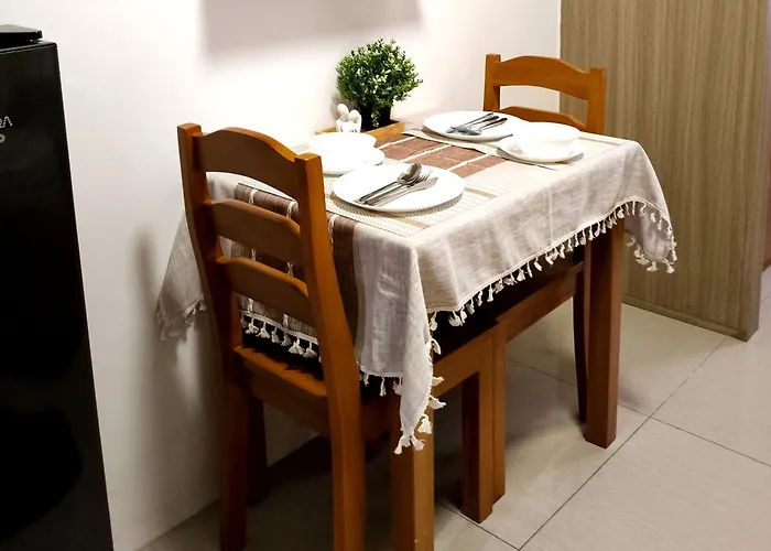 Aparthotel La Vie Riche Homes - Cozy 1br Near Moa Manila